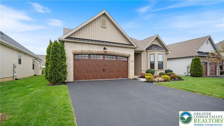 Property Photo: 3501 Treeview Drive PA 18049