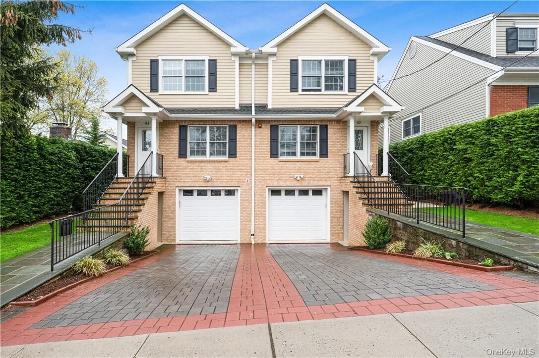 Property Photo:  94 Thatcher Avenue  NY 10528 