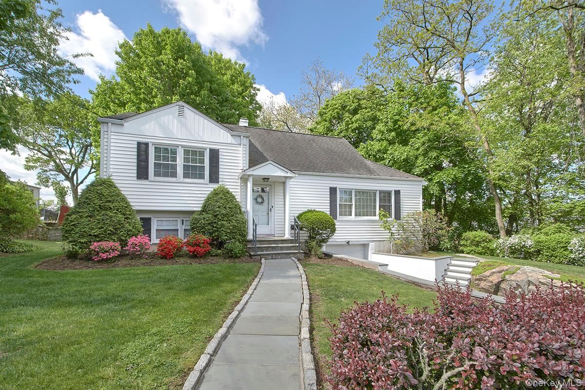 Property Photo:  1 Kirby Place  NY 10604 