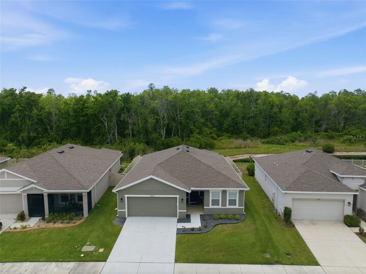 Property Photo:  10325 Gliding Eagle Way  FL 34638 