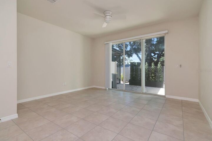 Property Photo:  5368 Sylvester Loop  FL 33610 