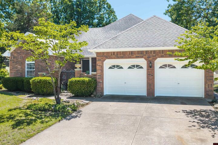 Property Photo:  606 Leatherwood Drive  AR 72653 
