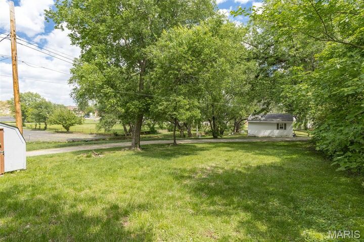 Property Photo:  229 5th Street  MO 63601 
