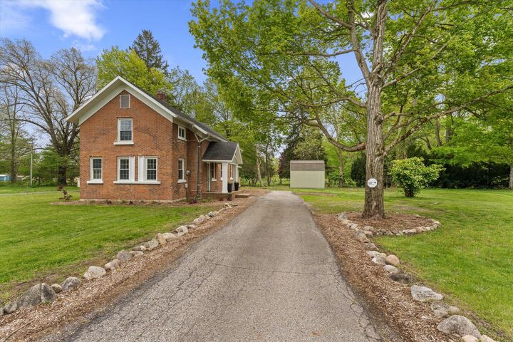 Property Photo:  33013 Pokagon Highway  MI 49120 