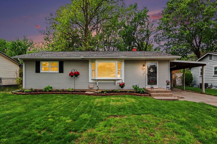 Property Photo:  5614 Cheshire Street  MI 49002 