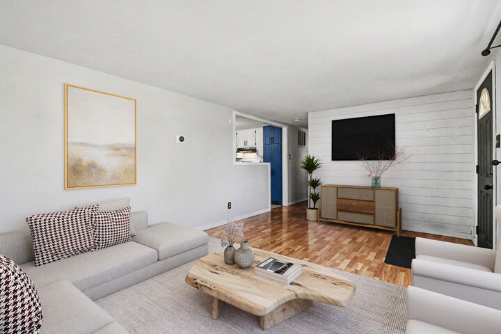 Property Photo:  
