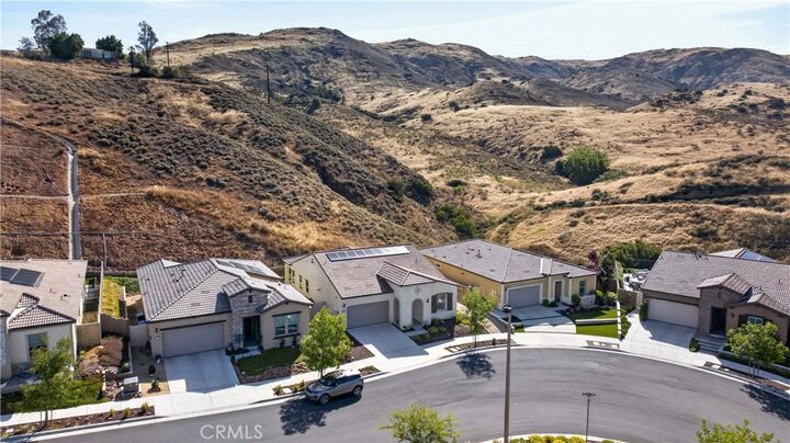 Property Photo:  23944 Saunter Way  CA 92883 