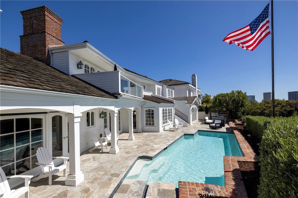 Property Photo: 8 Rockingham Drive CA 92660