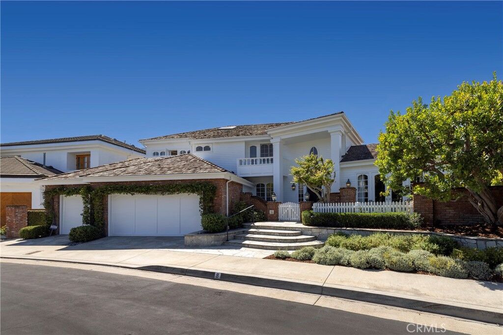 Property Photo: 8 Rockingham Drive CA 92660