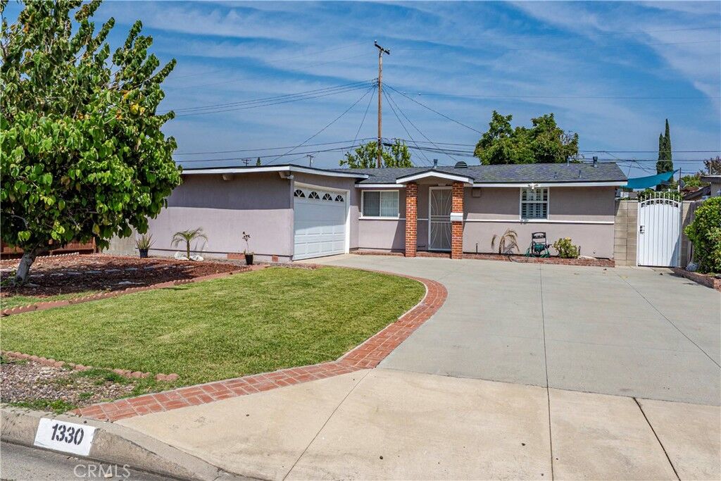 Property Photo:  1330 N Fenimore Avenue  CA 91722 