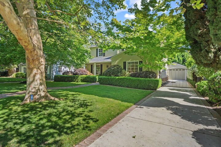 Property Photo:  1049 11th Avenue  CA 95818 
