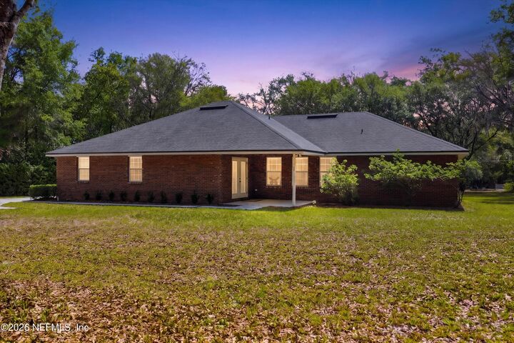 Property Photo:  2478 Halperns Way  FL 32068 