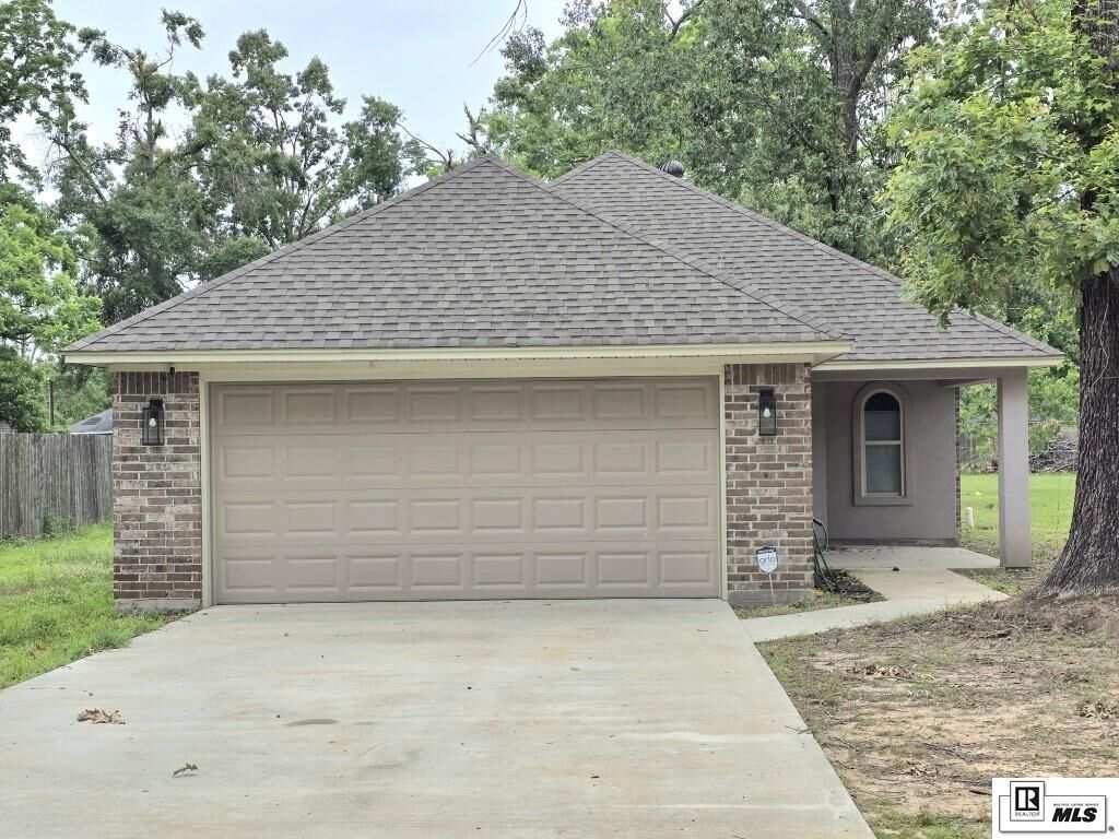 Property Photo:  20 Tupelo Drive  LA 71269 