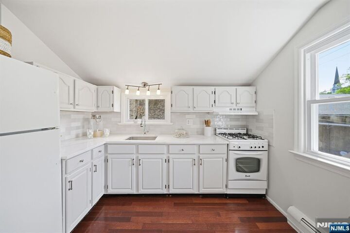 Property Photo:  386 Kinderkamack Road  NJ 07649 
