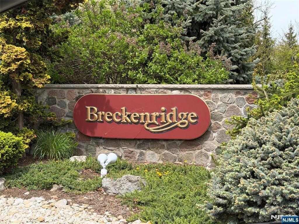 Property Photo:  1360 Hamburg Turnpike 409  NJ 07470 