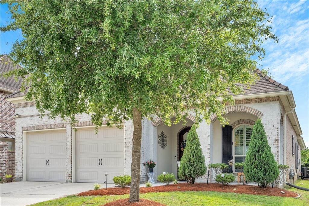 Property Photo: 305 Nicklaus Drive LA 70458