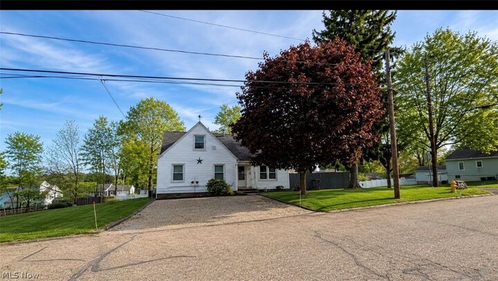 Property Photo:  375 E Huston Street  OH 44203 
