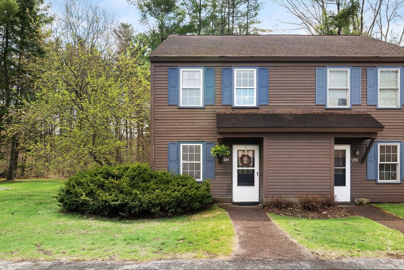 Property Photo:  249 Twin Oaks Terrace  VT 05403 