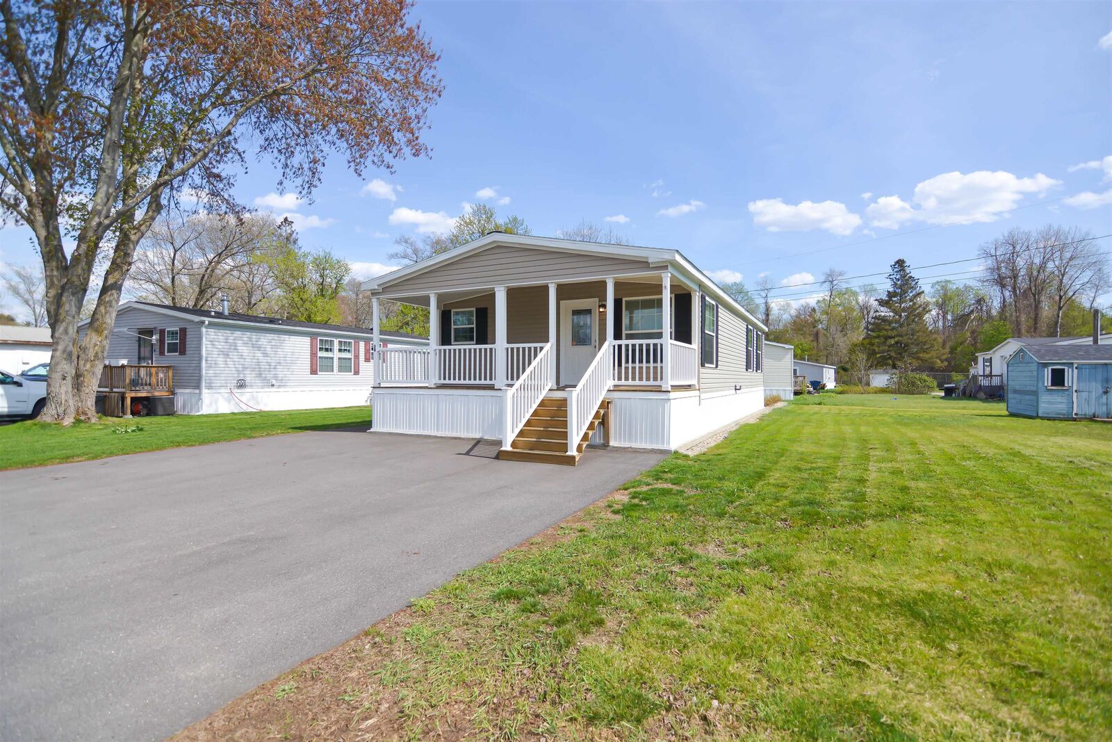 Property Photo: 38 Hazel Drive NH 03301