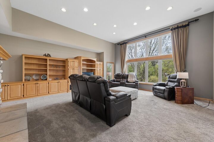 Property Photo:  8126 Pristine Pine Trail  MN 55347 