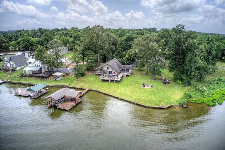 Property Photo:  1280 County Road 1416  TX 75783 