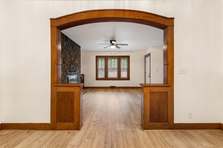 Property Photo: 601 W Ridge Avenue AR 72601