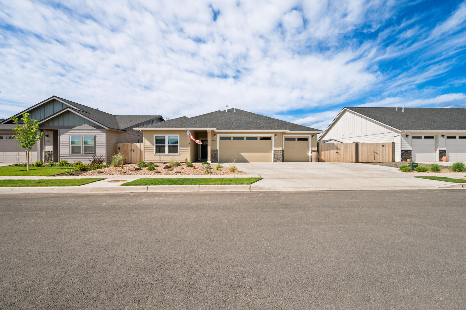 Property Photo:  4951 SW Yew Place  OR 97756 