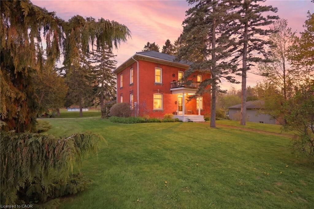 Property Photo:  988 Ireland Road  ON N3Y 4K2 