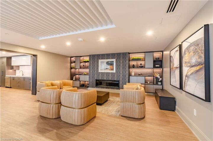 Property Photo:  10 Mallard Trail 524  ON L8B 2A7 