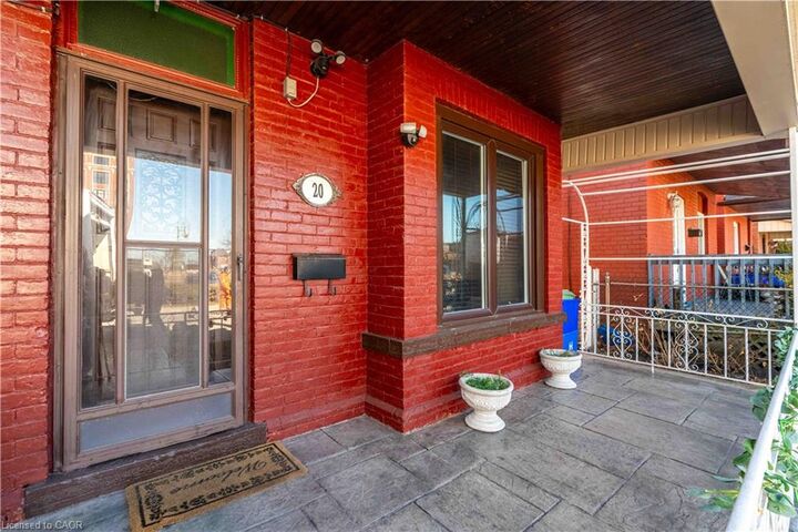 Property Photo:  20 Milton Avenue  ON L8L 6E6 