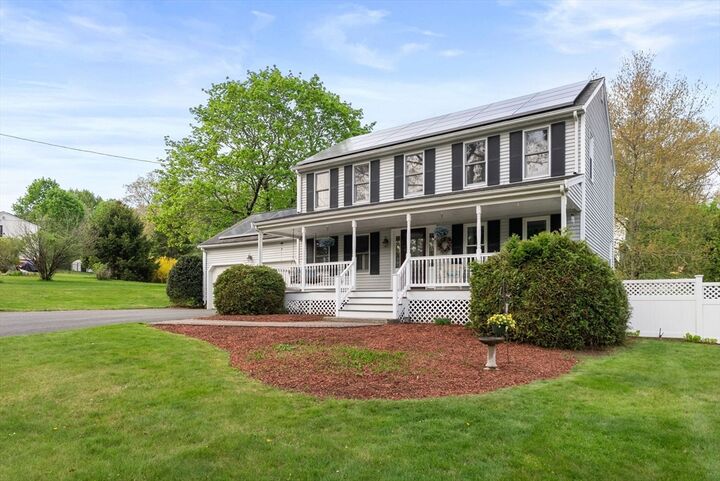 Property Photo:  4 Fuller Pl  MA 02038 