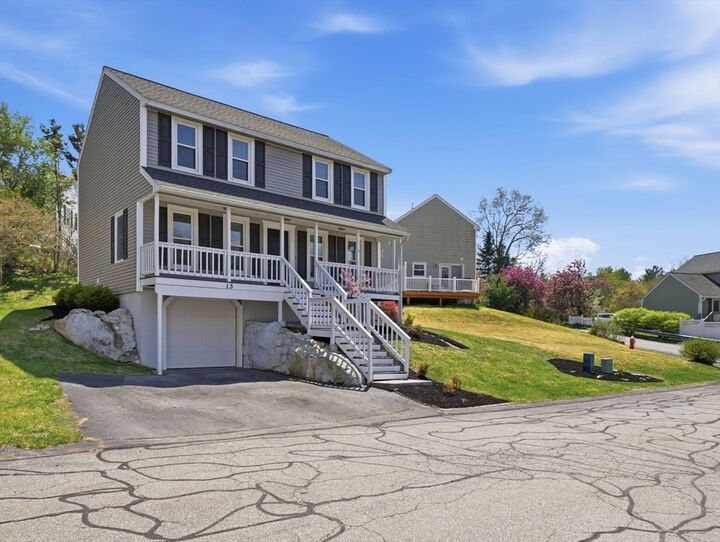 Property Photo: 15 Jasmine Ct MA 01826
