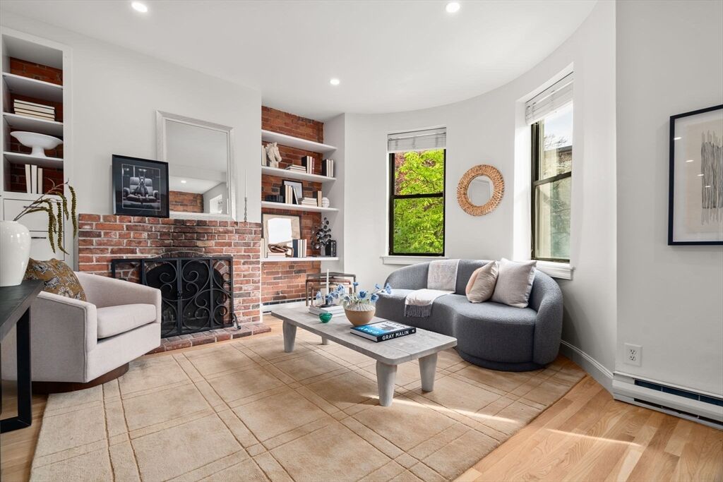Property Photo:  9 Albemarle Street 3  MA 02115 