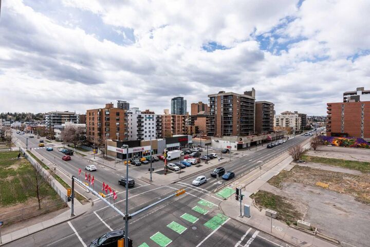 Property Photo:  1110 11 Street SW 504  AB T2R 1S5 
