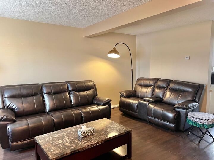 Property Photo:  808 Birchwood Close  AB T0J 0Y6 