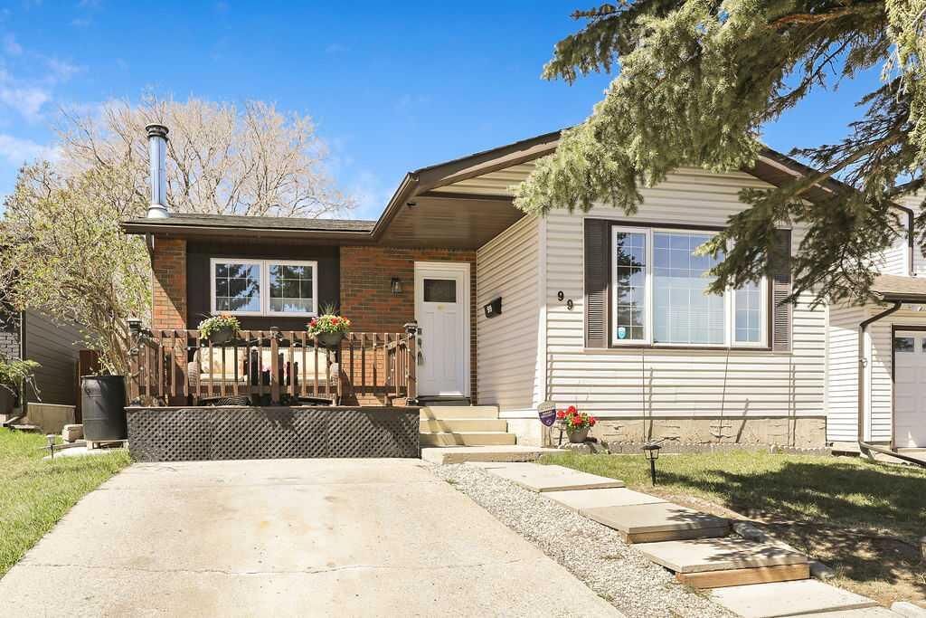 Property Photo:  99 Beddington Crescent NE  AB T3K 1N4 