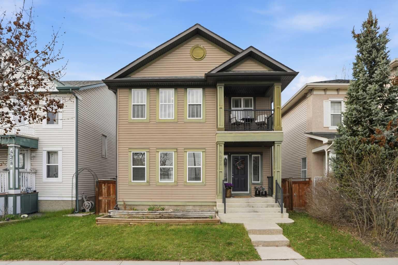 Property Photo:  4432 Elgin Avenue SE  AB T2Z 4V8 