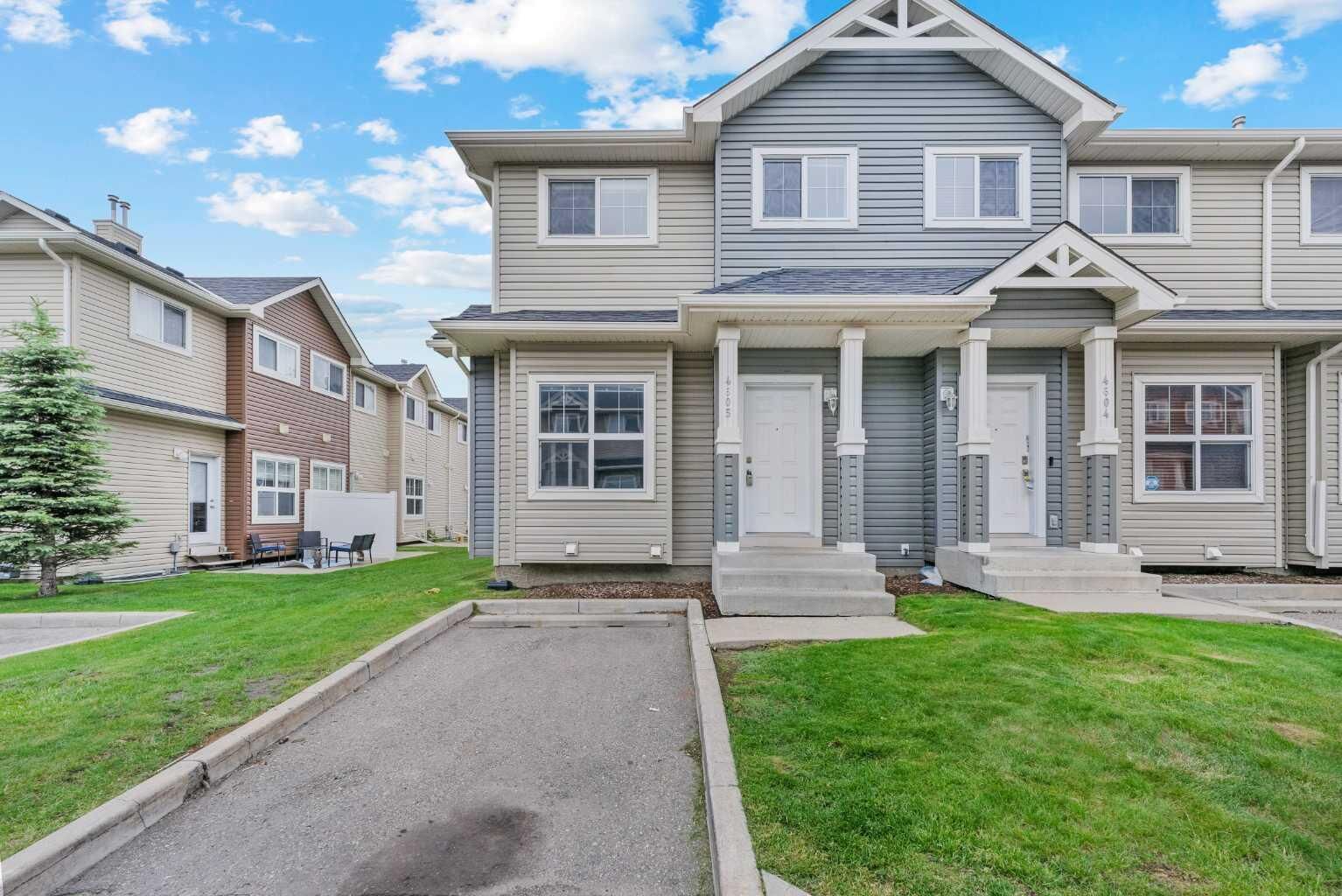 Property Photo:  111 Tarawood Lane NE 4605  AB T3J 0H1 
