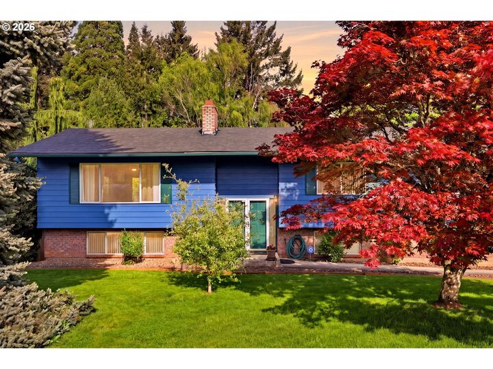 Property Photo:  11517 NW 7th Ave  WA 98685 