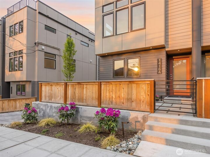 Property Photo:  1416 A N 47th  WA 98103 