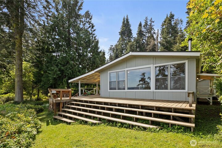 Property Photo:  2659 S East Camano Drive  WA 98282 