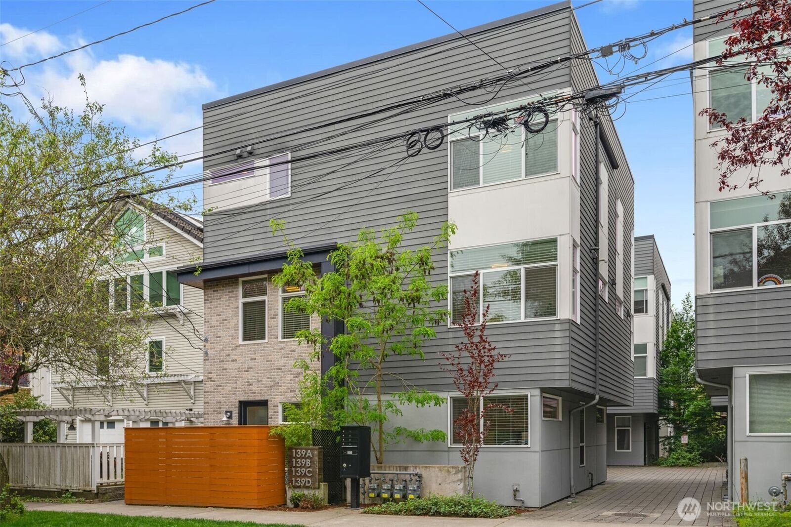 Property Photo: 139 22nd Avenue E A WA 98112