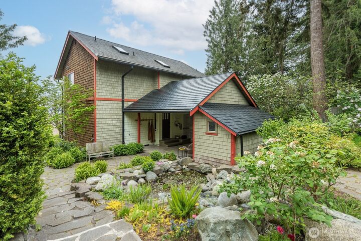 Property Photo:  18225  Best Road  WA 98273 