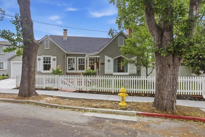 Property Photo:  1055 Newhall Street  CA 95126 