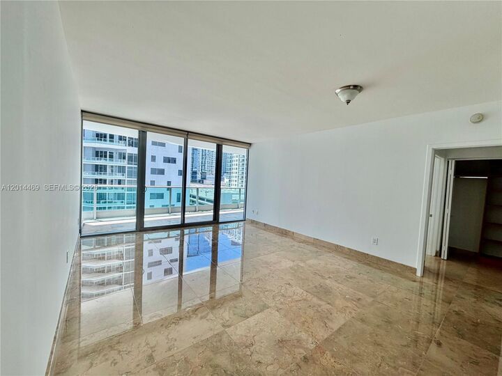 Property Photo:  1331 Brickell Bay Dr 1006  FL 33131 