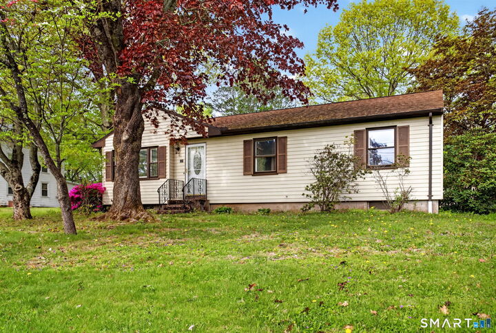 Property Photo:  121 Cherry Hill Road  CT 06455 
