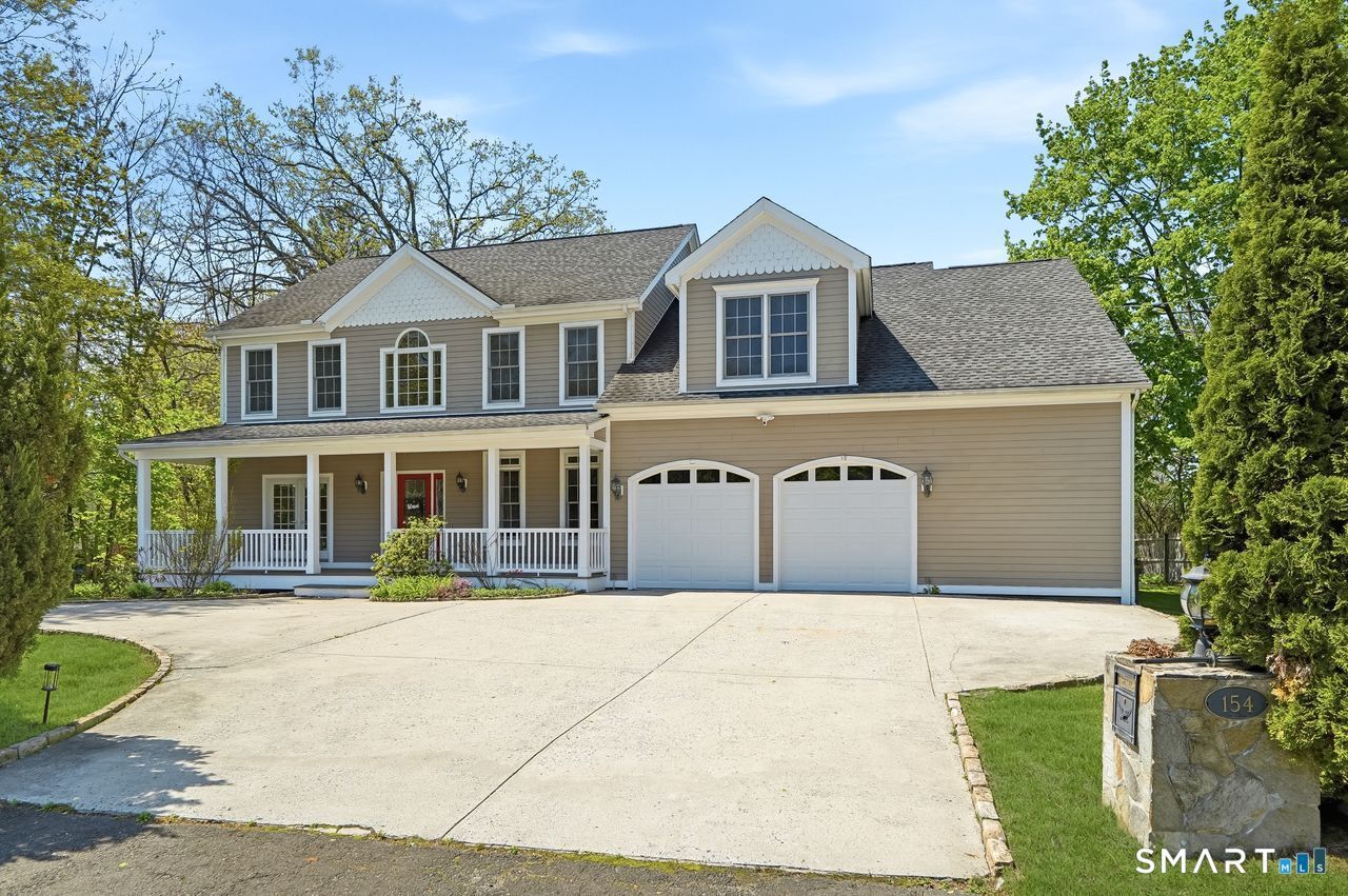 Property Photo:  154 North Street  CT 06460 