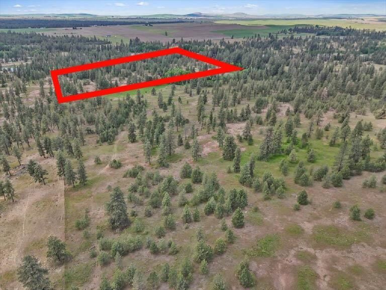 Property Photo:  Nka Malloy Prairie Rd Parcel B, 03032.9049  WA 99004 