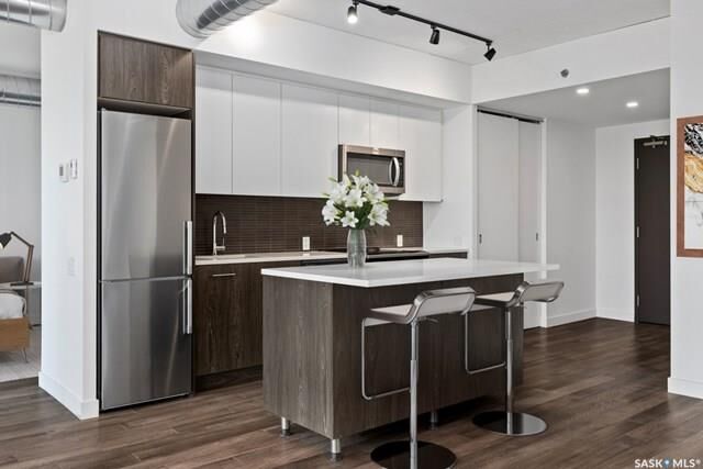 Property Photo: 490 2nd Avenue S 1104 SK S7K 1M5