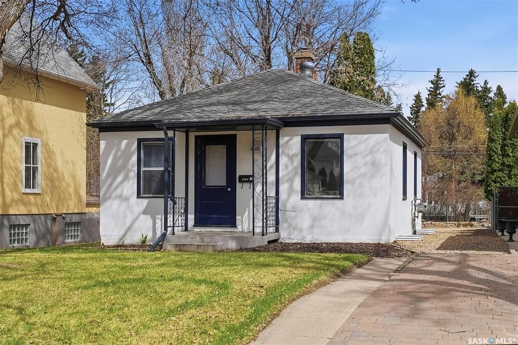 Photo de la propriété:  1117 15th Street E  SK S7N 0R5 